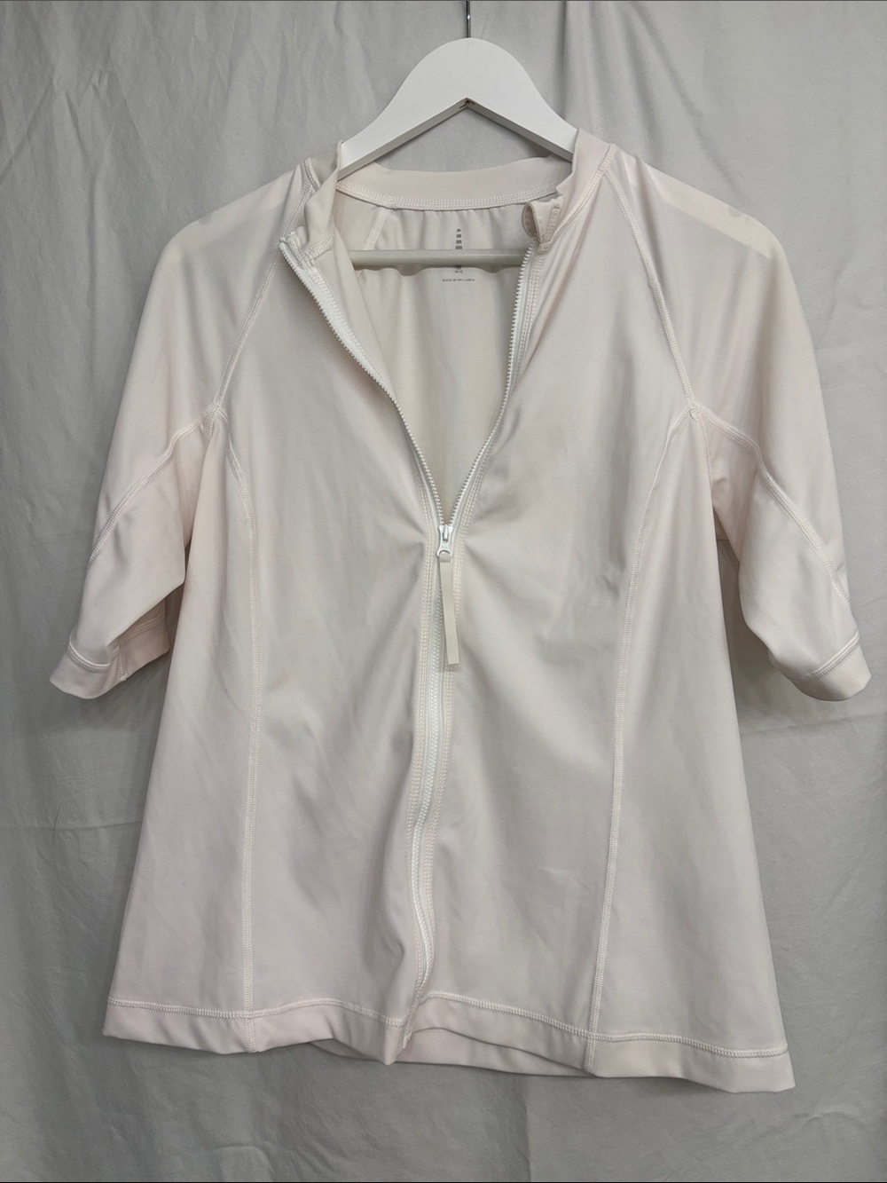 Lands' End White Rash Guard- size medium